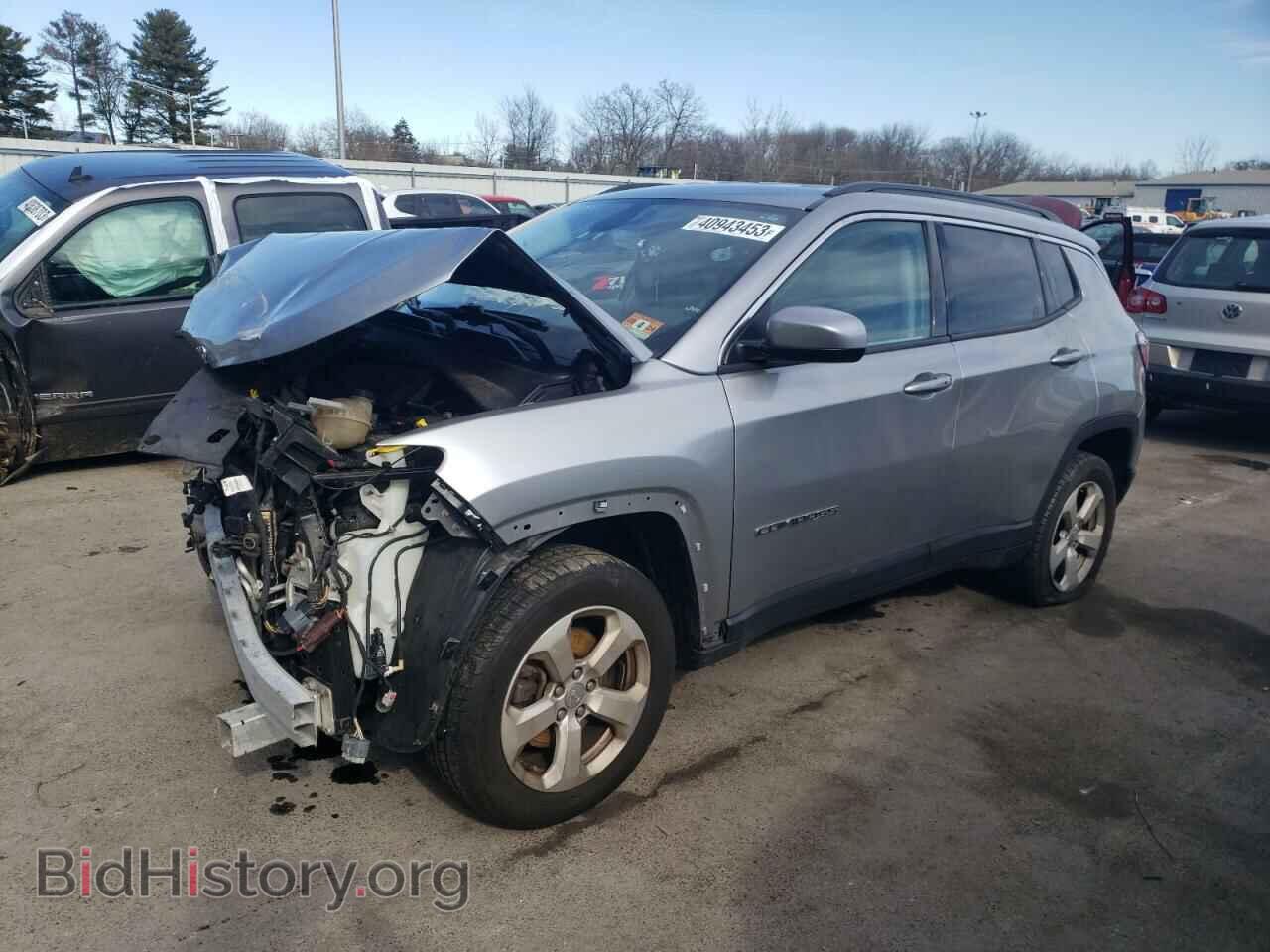 Photo 3C4NJDBB8JT103681 - JEEP COMPASS 2018