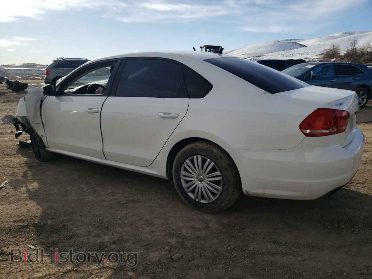 2015 VOLKSWAGEN PASSAT - VIN: 1VWAT7A39FC086216 - Фото 2