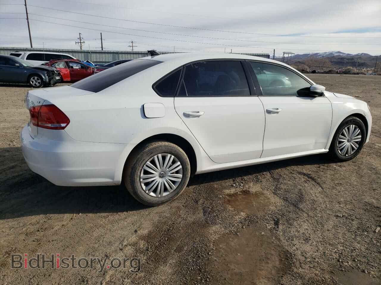 2015 VOLKSWAGEN PASSAT - VIN: 1VWAT7A39FC086216 - Фото 3