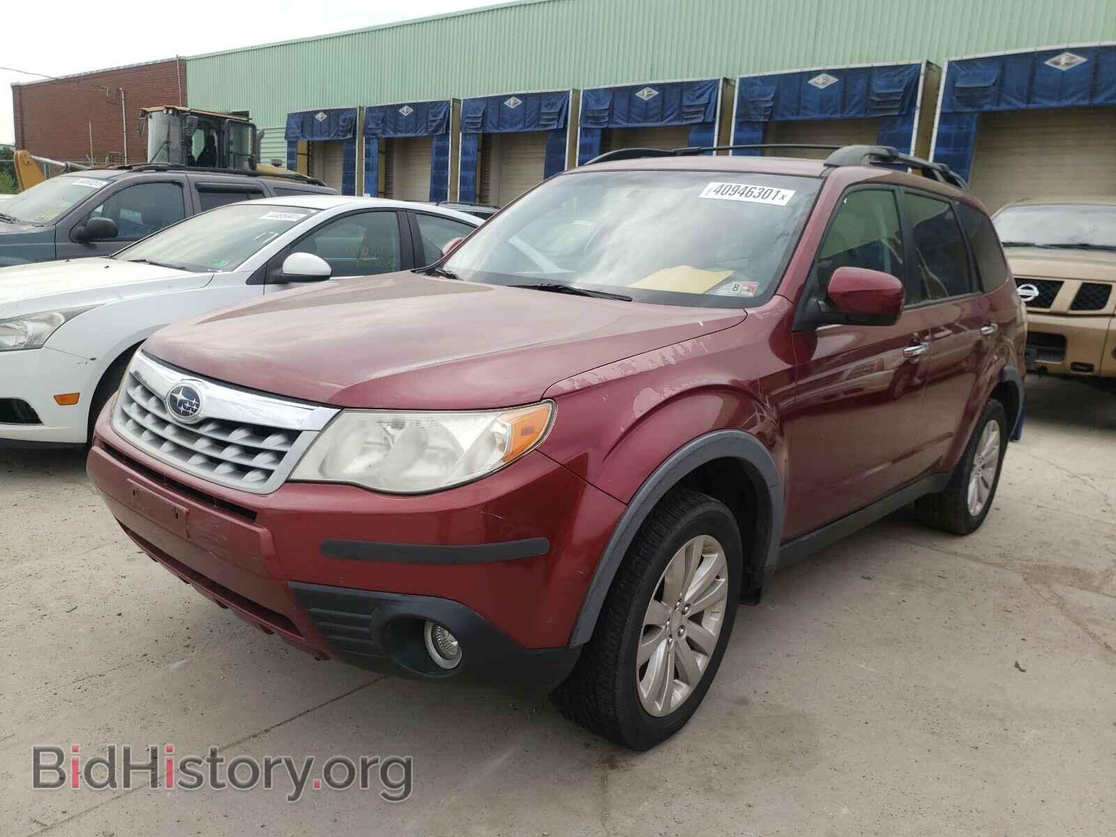 2011 SUBARU FORESTER - VIN: JF2SHAECXBH746715 - Фото 2