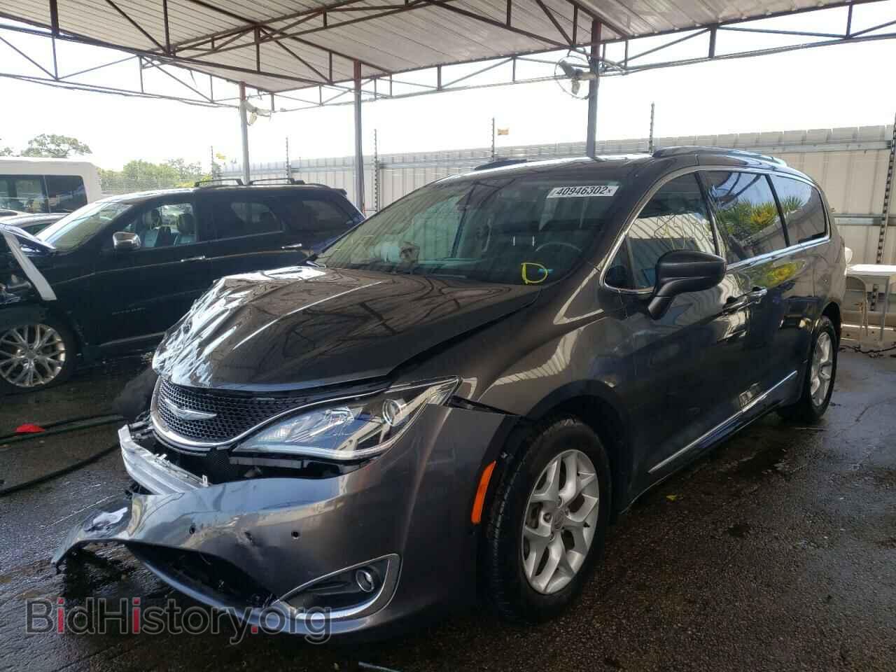 2017 CHRYSLER PACIFICA - VIN: 2C4RC1EG0HR538113 - Photo 2