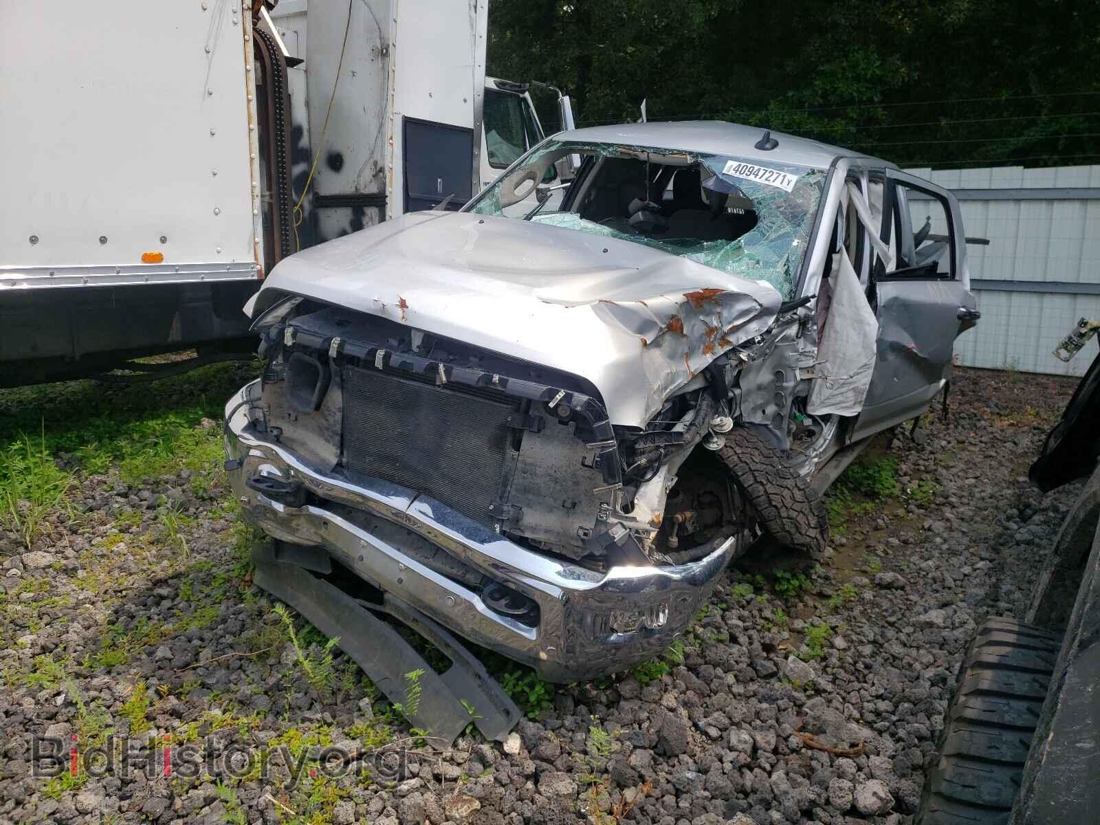 2017 RAM 2500 - VIN: 3C6UR5FL2HG755347 - Фото 2