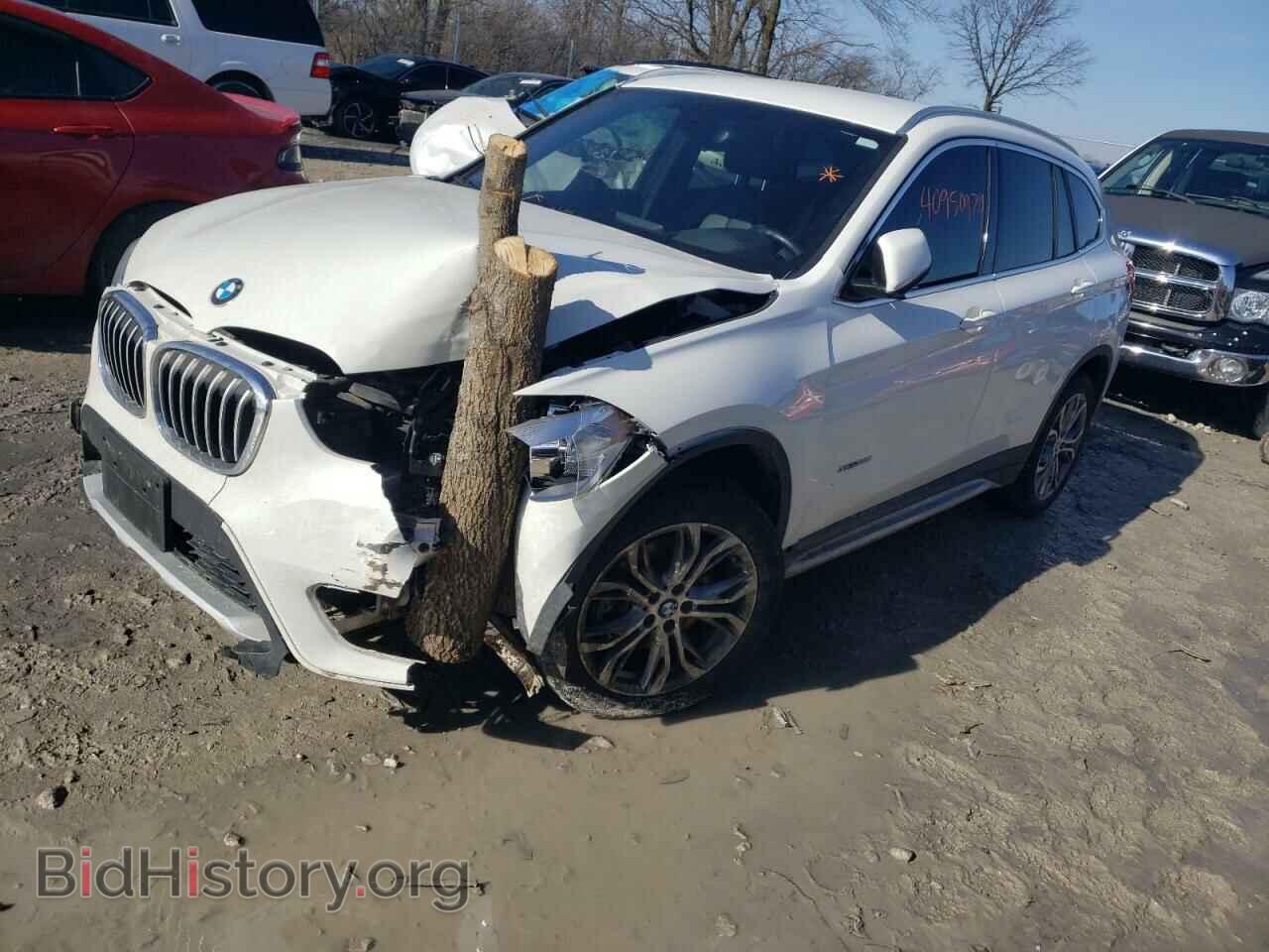 Photo WBXHT3C31H5F80915 - BMW X1 2017