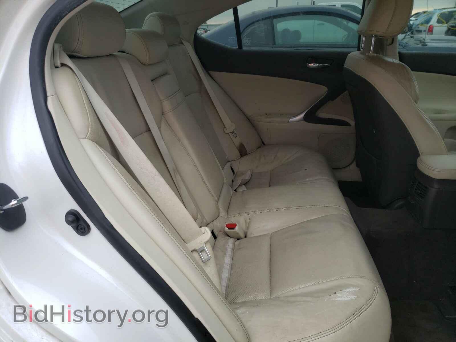 2011 LEXUS IS - VIN: JTHBF5C25B5137019 - Фото 6