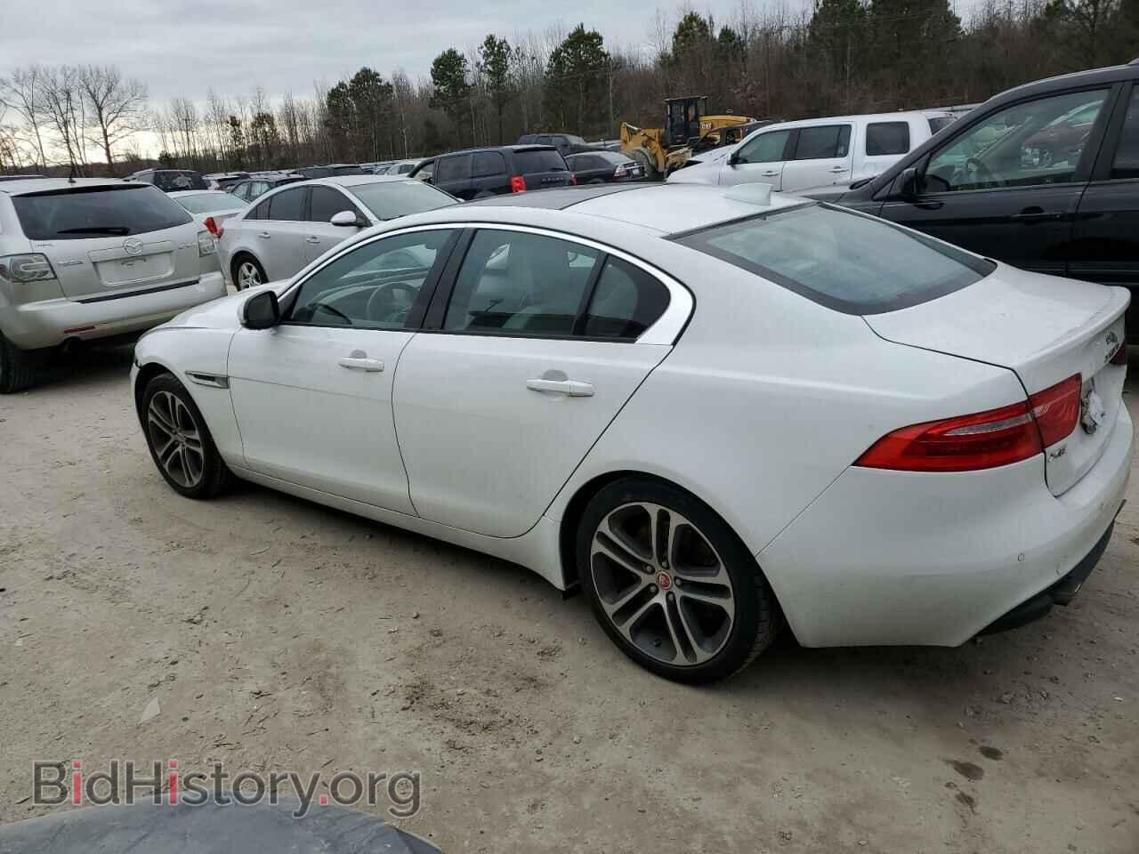 2017 JAGUAR XE - VIN: SAJAJ4BV3HA948529 - Фото 2