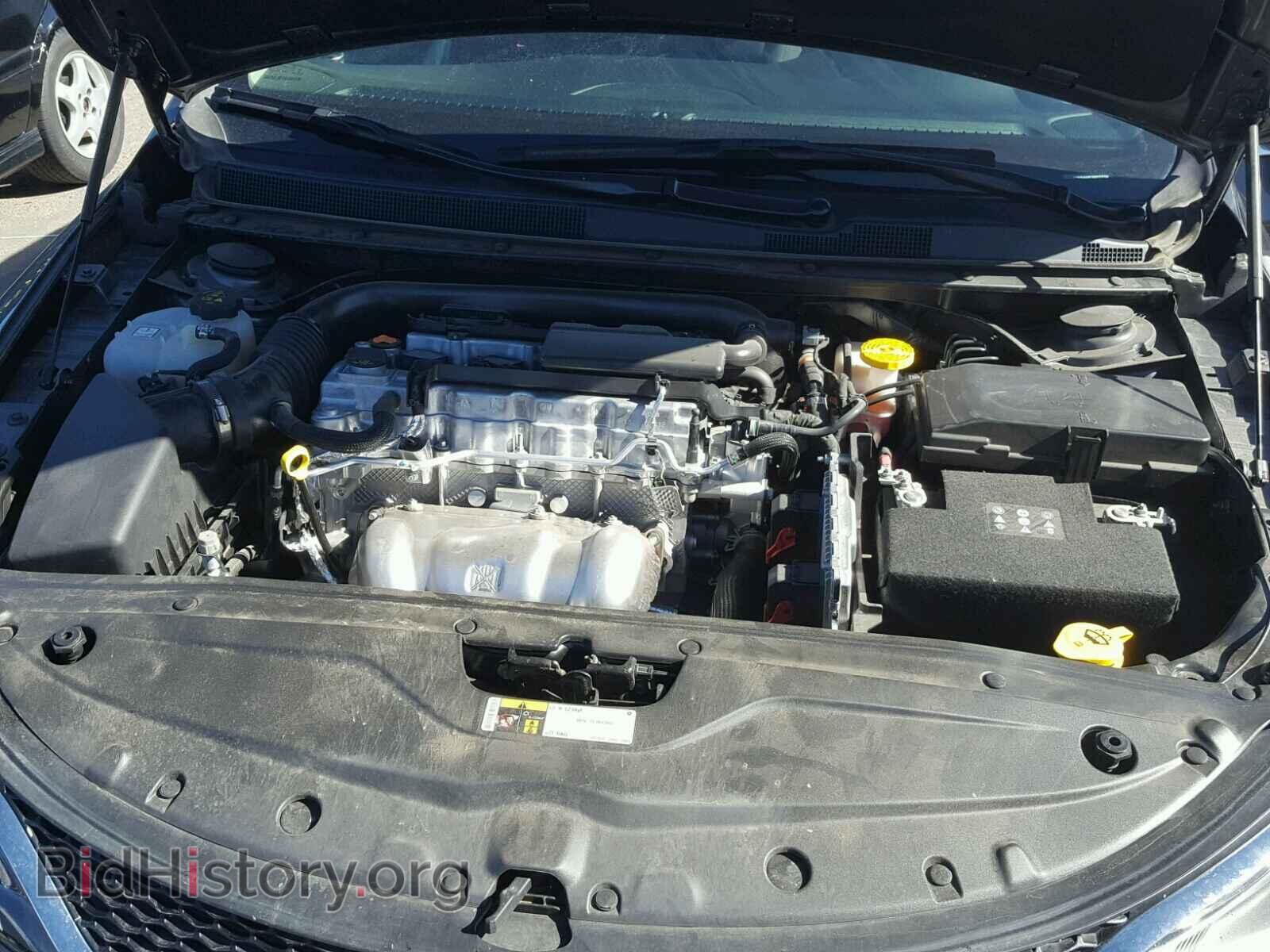2016 CHRYSLER 200 - VIN: 1C3CCCFB8GN194440 - Фото 7