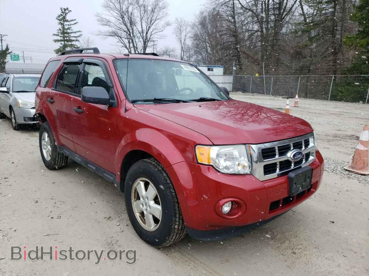 Фотография 1FMCU0D71BKB44720 - FORD ESCAPE 2011