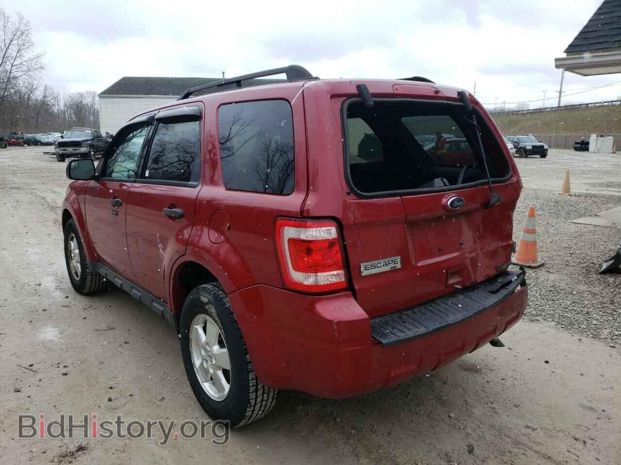 2011 FORD ESCAPE - VIN: 1FMCU0D71BKB44720 - Фото 3