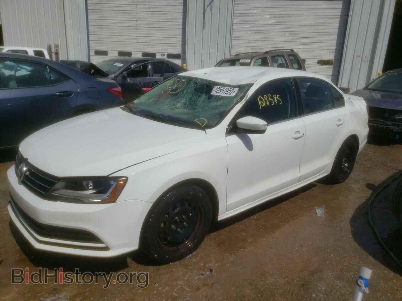 2017 VOLKSWAGEN JETTA - VIN: 3VW2B7AJ7HM225623 - Фото 2