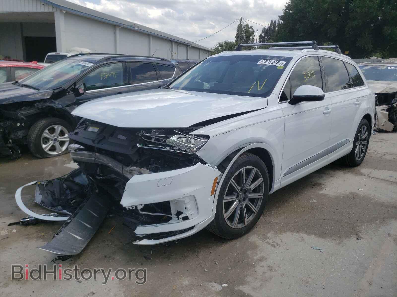 2017 AUDI Q7 - VIN: WA1VAAF74HD050671 - Фото 2