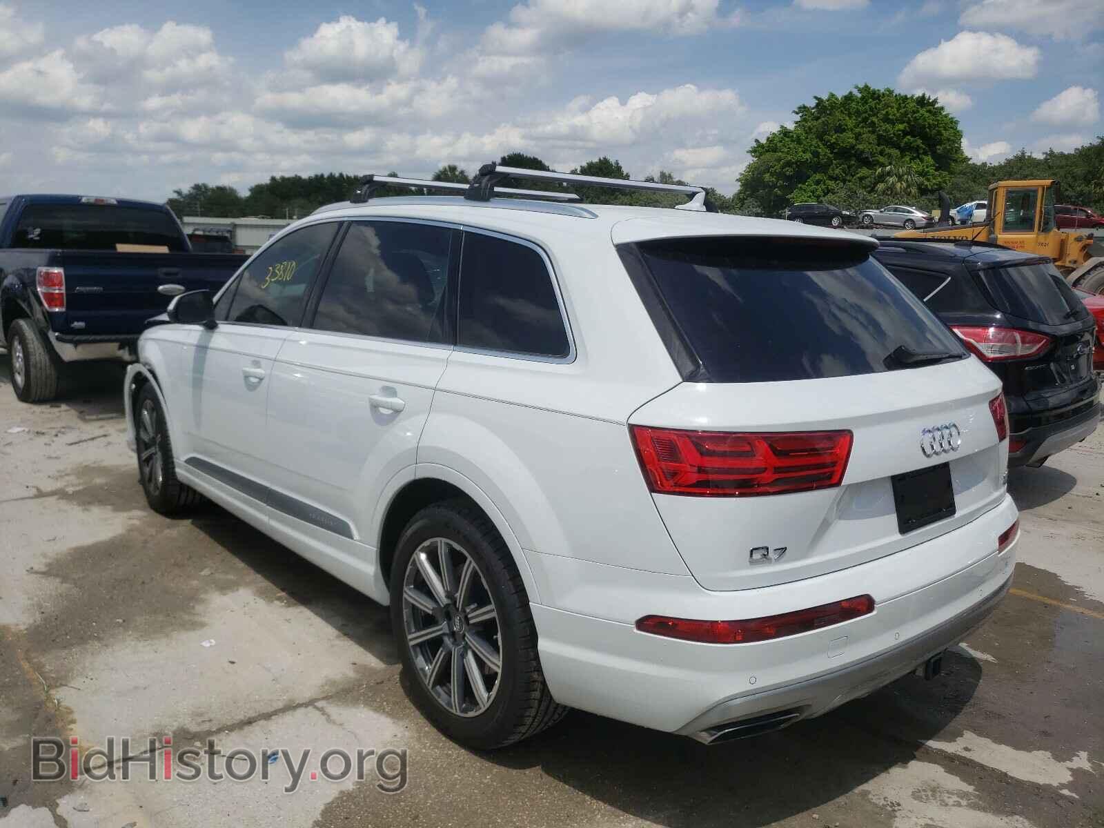 2017 AUDI Q7 - VIN: WA1VAAF74HD050671 - Фото 3