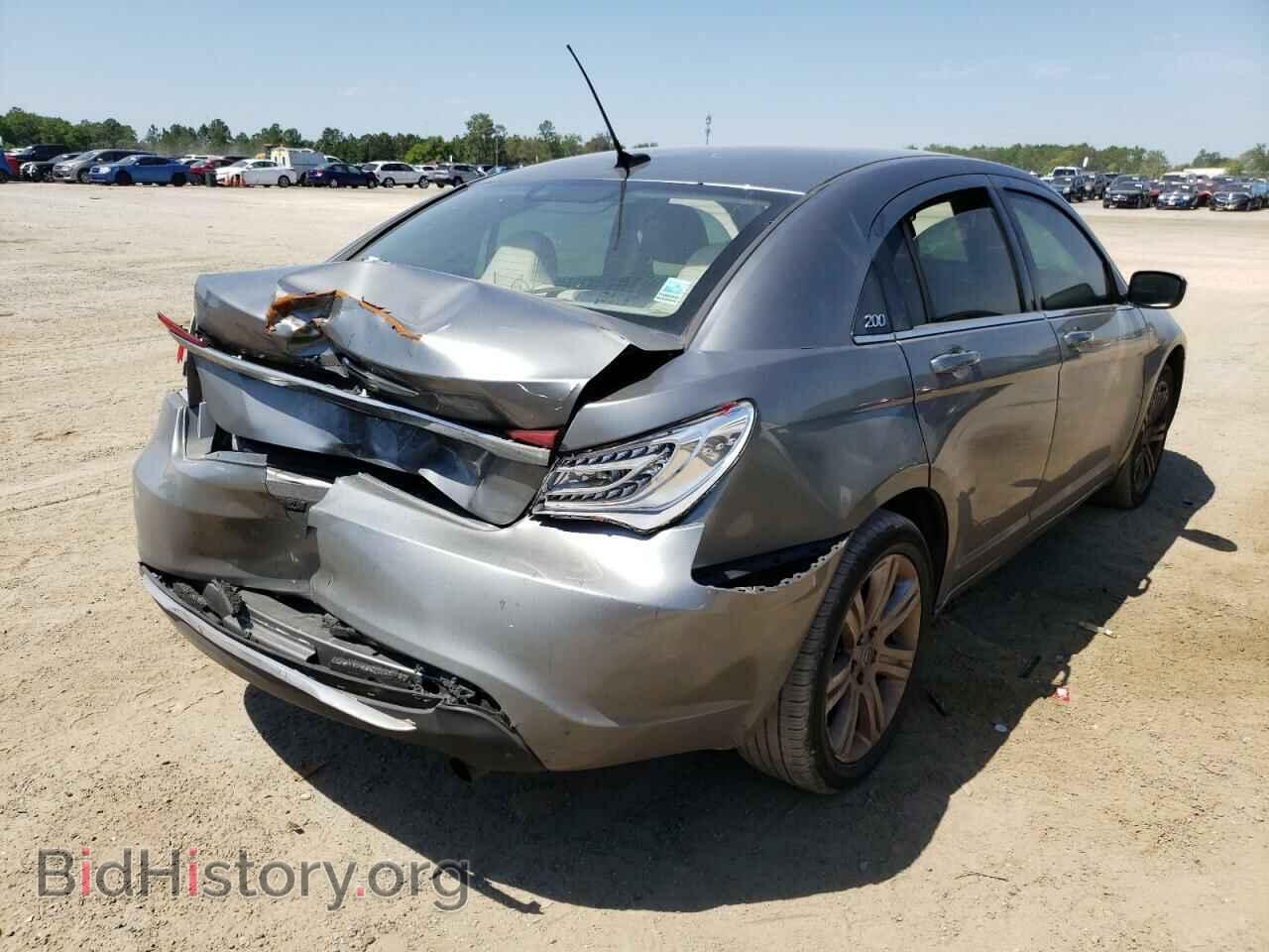 2011 CHRYSLER 200 - VIN: 1C3BC1FB4BN606541 - Фото 4