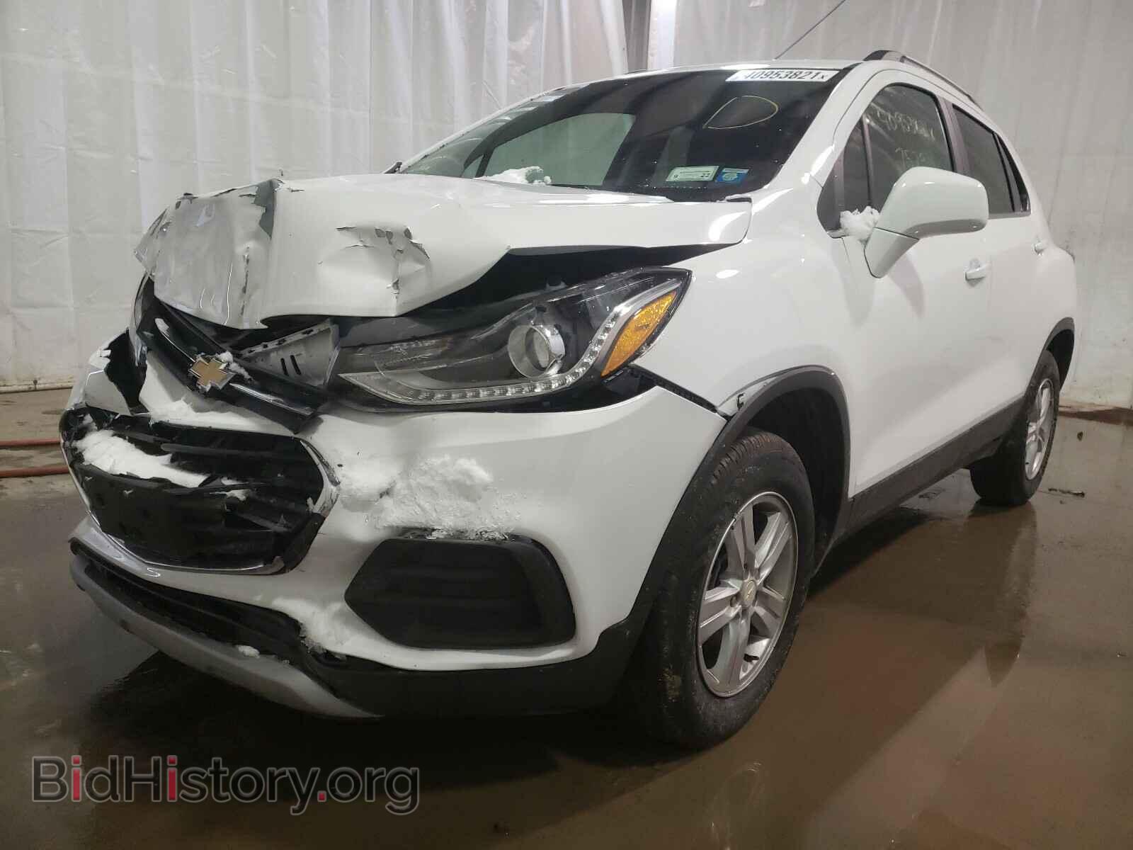 2020 CHEVROLET TRAX - VIN: 3GNCJPSB0LL148701 - Фото 2
