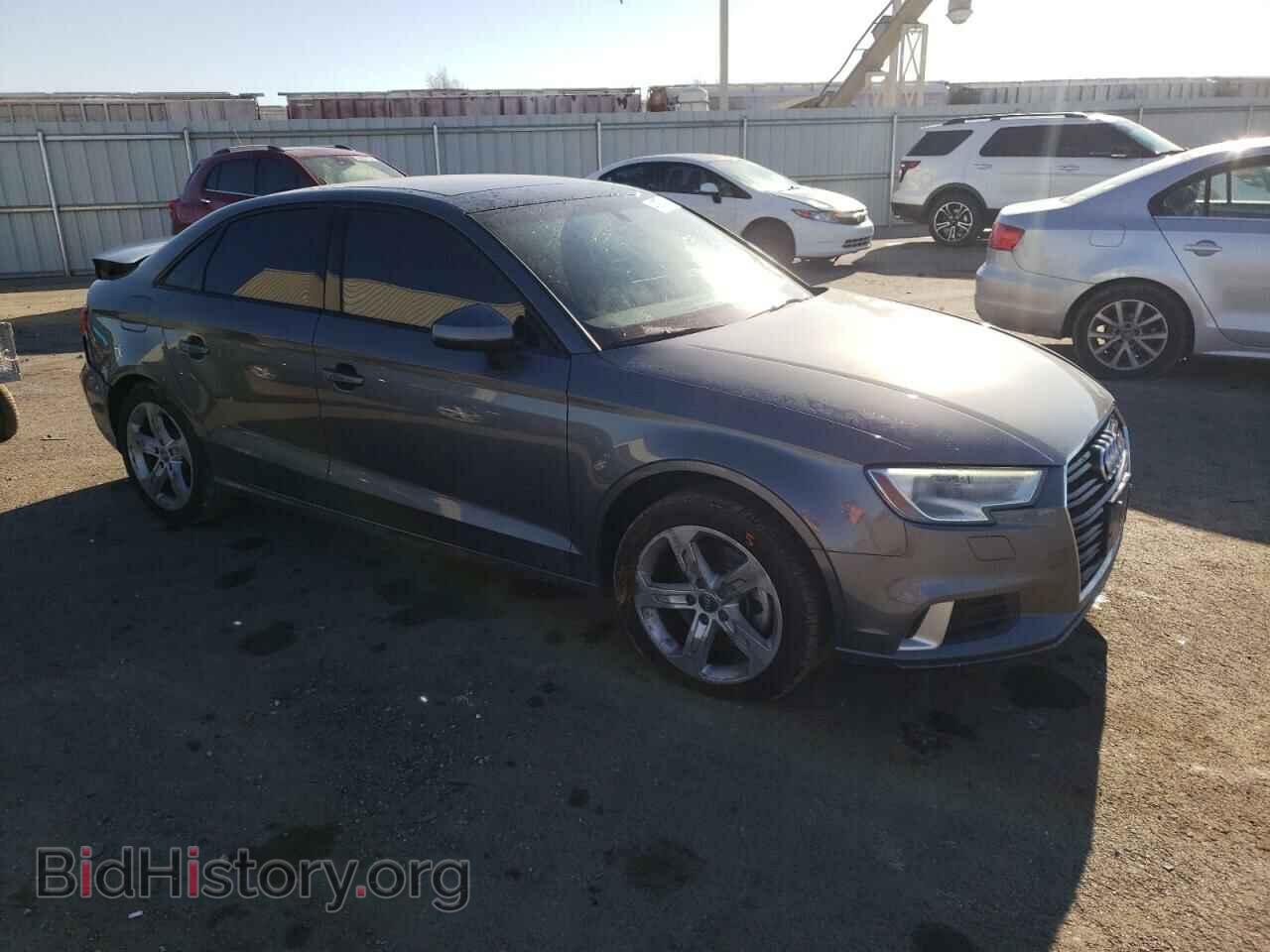 2017 AUDI A3 - VIN: WAUAUGFF0H1078598 - Фото 4