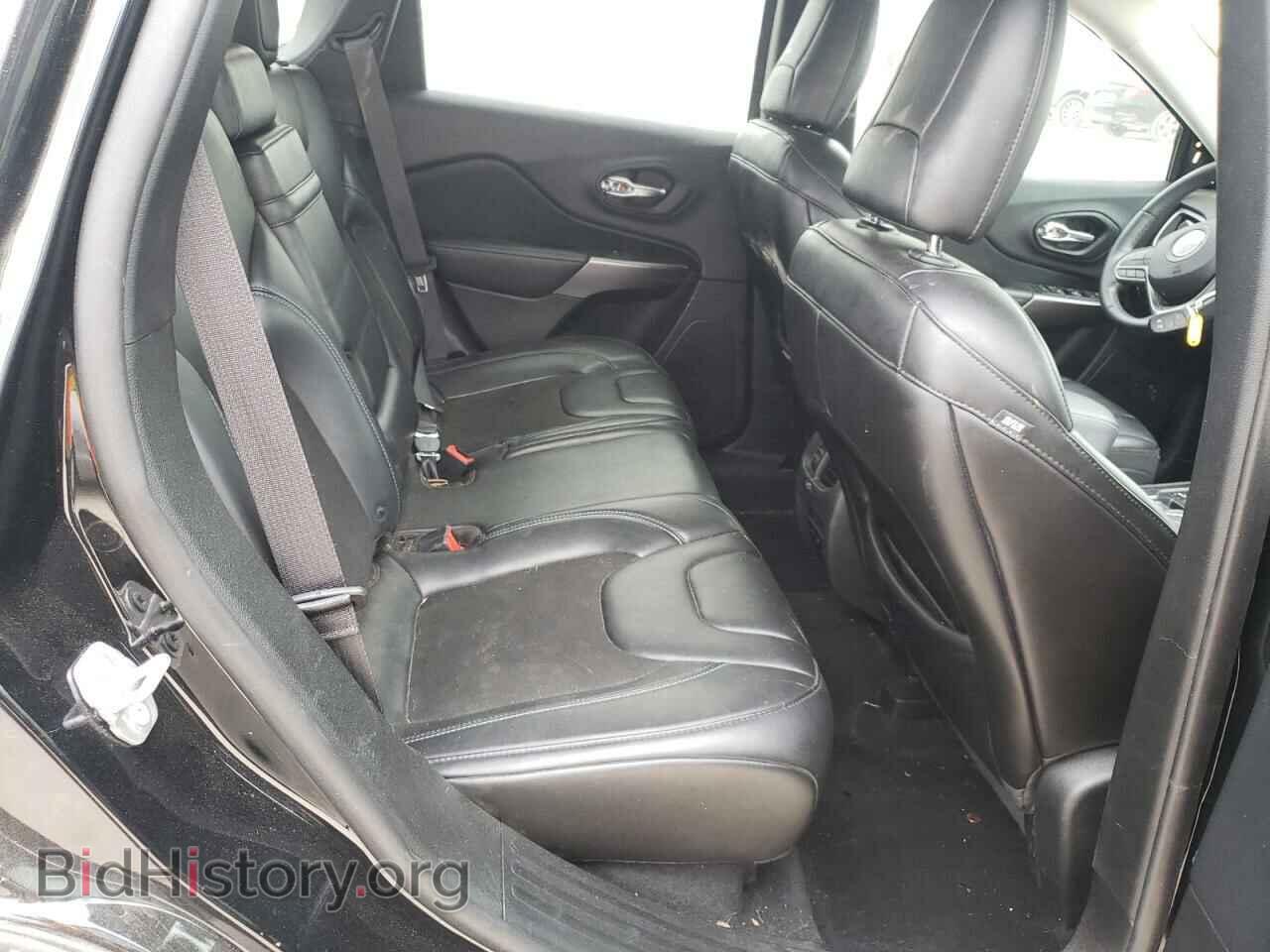 2019 JEEP CHEROKEE - VIN: 1C4PJLLB3KD301142 - Фото 6