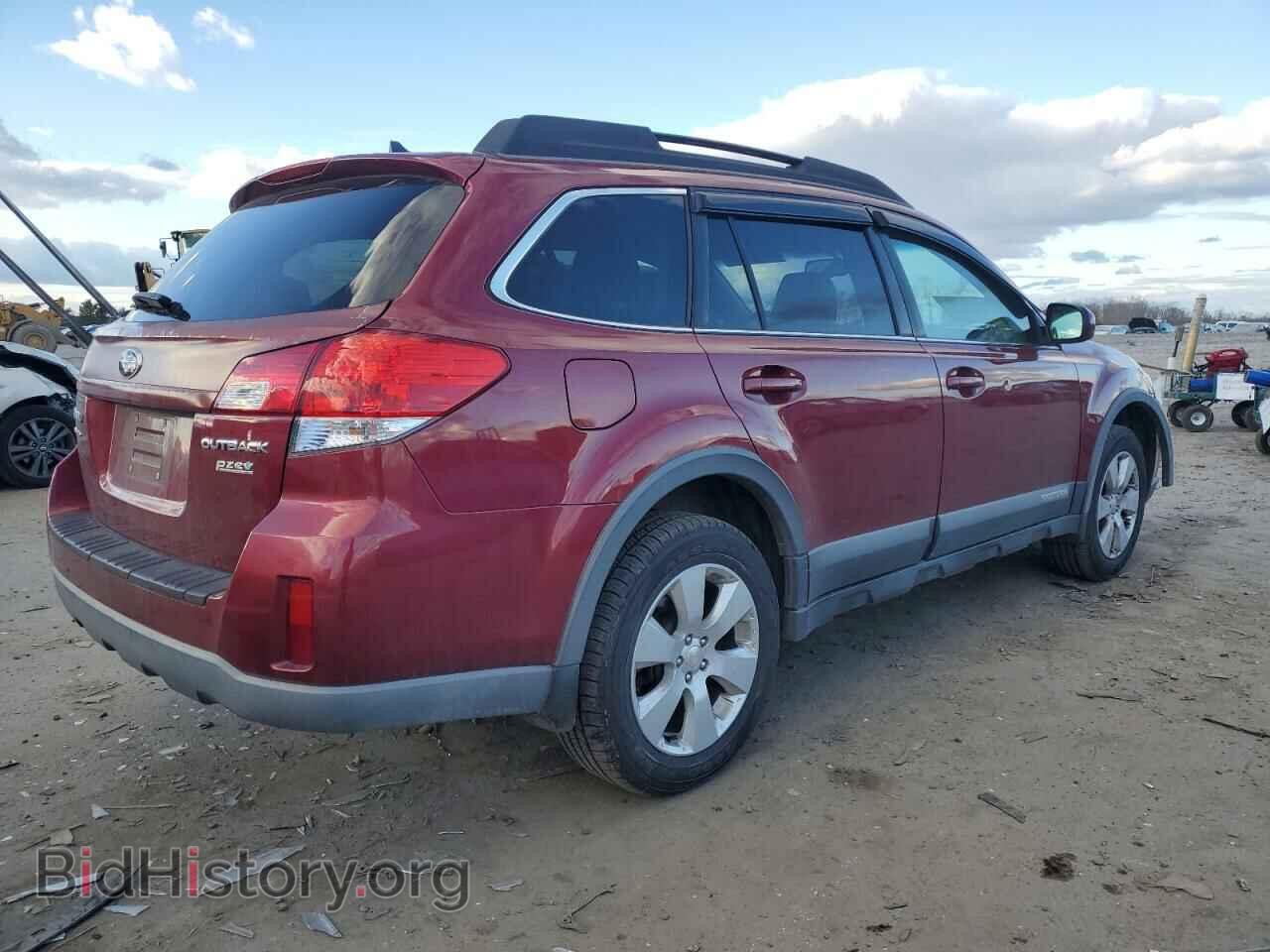 2011 SUBARU OUTBACK - VIN: 4S4BRBFC7B3350900 - Фото 3