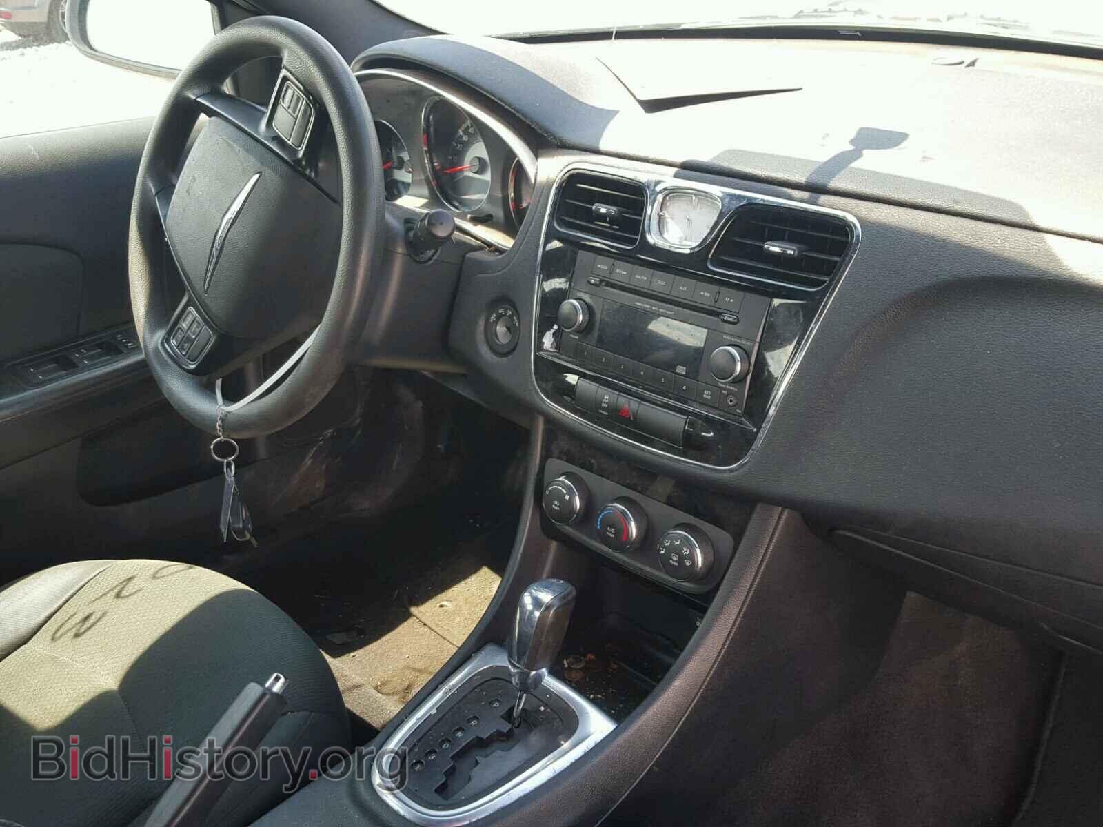 2012 CHRYSLER 200 - VIN: 1C3CCBAB4CN172477 - Фото 9
