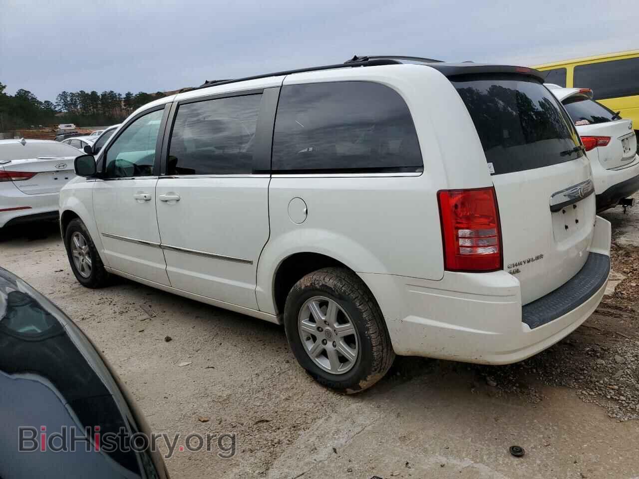 2010 CHRYSLER MINIVAN - VIN: 2A4RR8DX8AR375011 - Фото 2