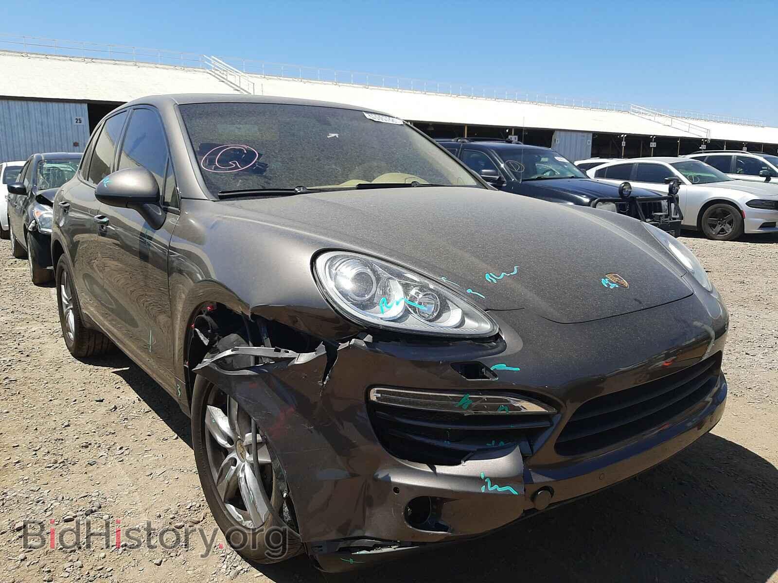 Фотография WP1AA2A21CLA11233 - PORSCHE CAYENNE 2012