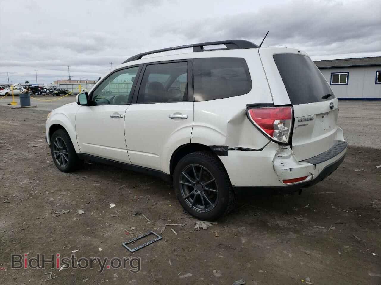 2011 SUBARU FORESTER - VIN: JF2SHADC5BH708424 - Фото 2