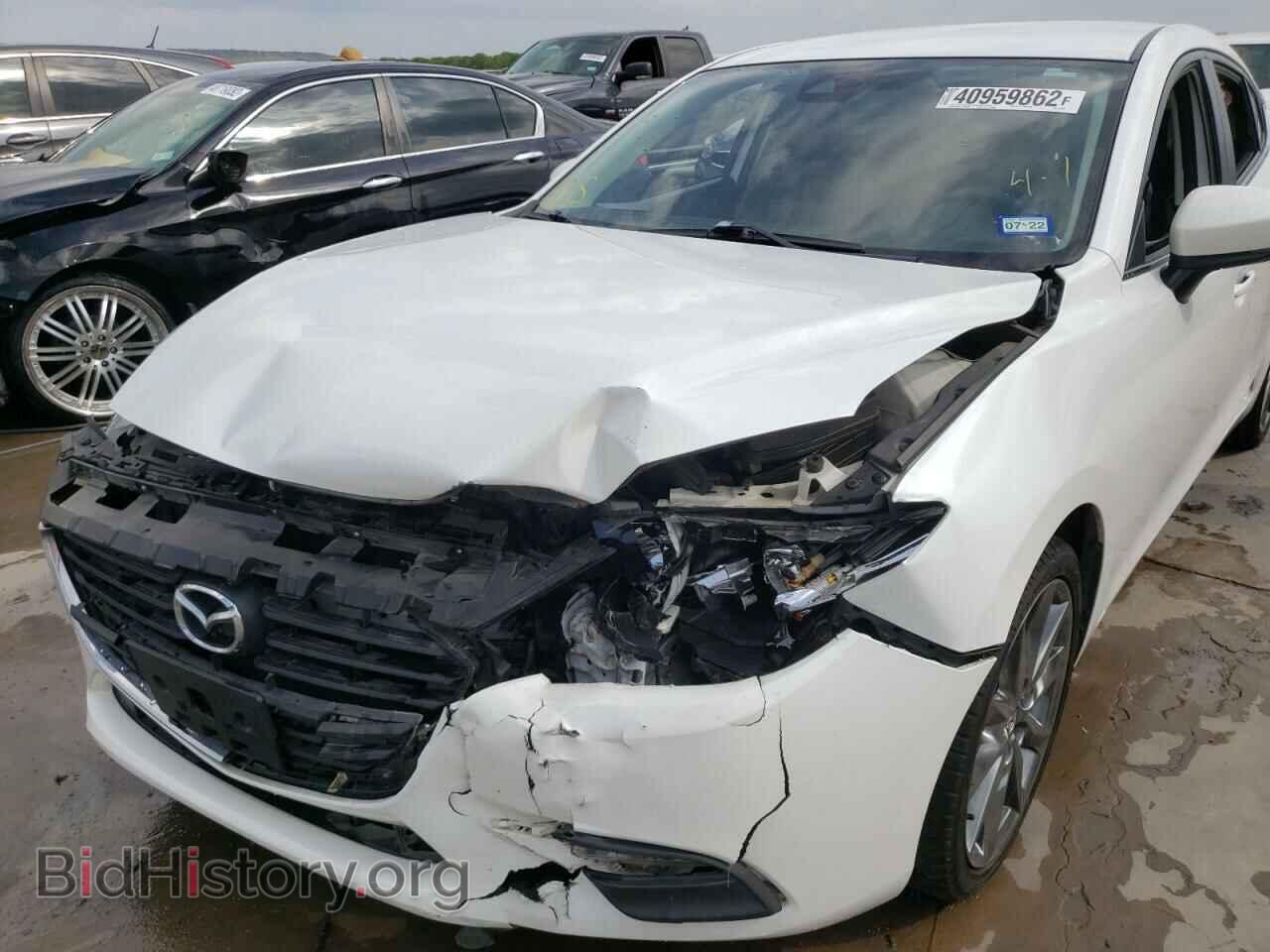 2018 MAZDA 3 - VIN: 3MZBN1V32JM229293 - Фото 9