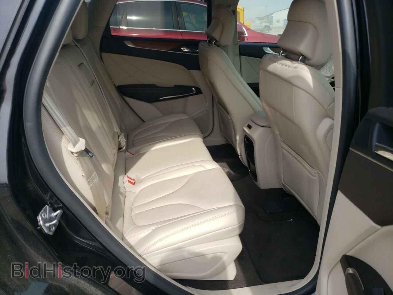 2019 LINCOLN MKC - VIN: 5LMCJ2D9XKUL17996 - Photo 6