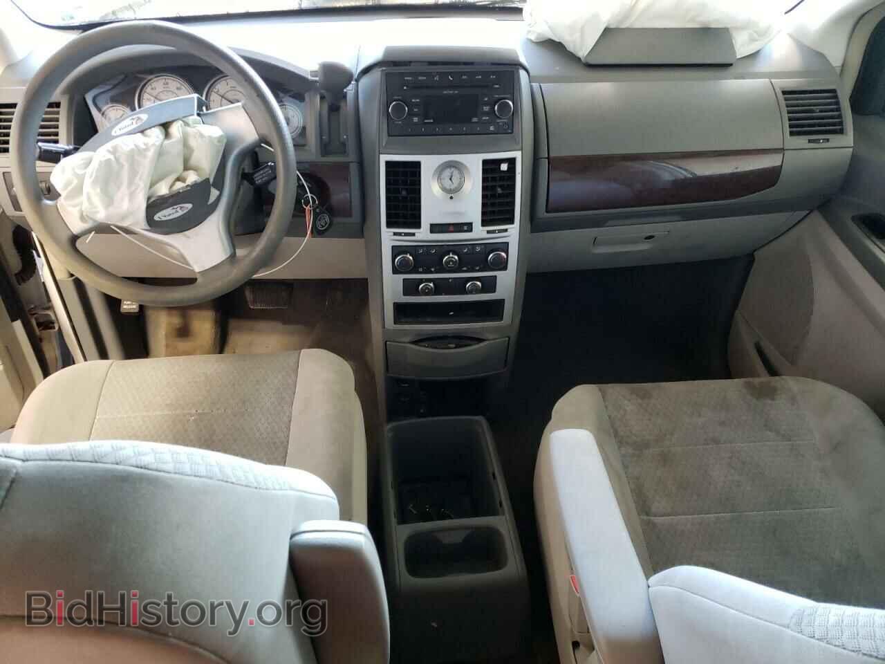 2010 CHRYSLER MINIVAN - VIN: 2A4RR4DE5AR268053 - Фото 8