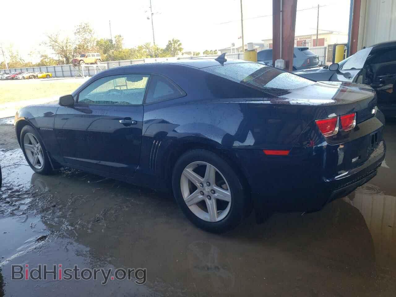 2010 CHEVROLET CAMARO - VIN: 2G1FB1EV9A9173689 - Фото 2