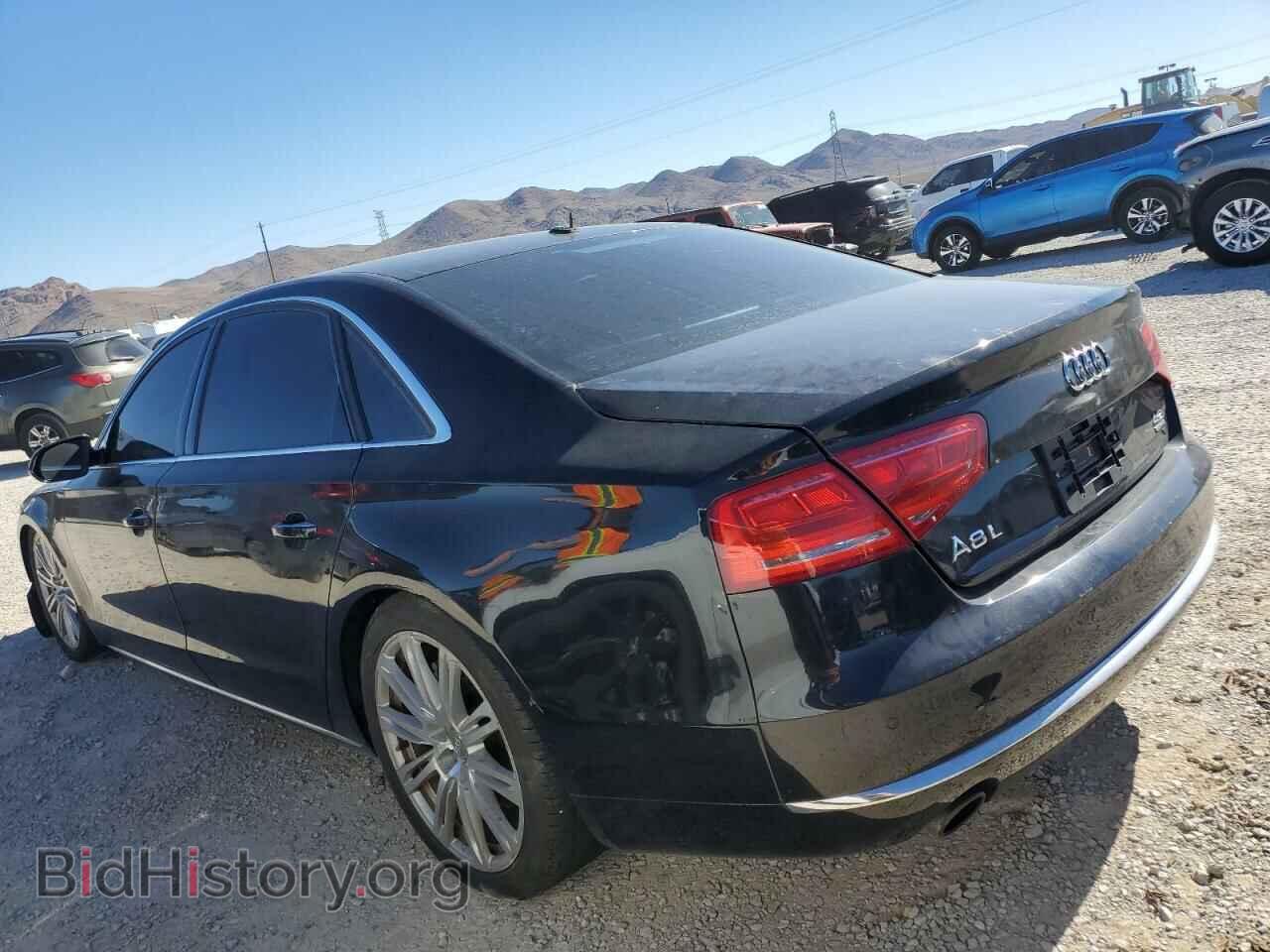 2011 AUDI A8 - VIN: WAURVAFD0BN026139 - Фото 2
