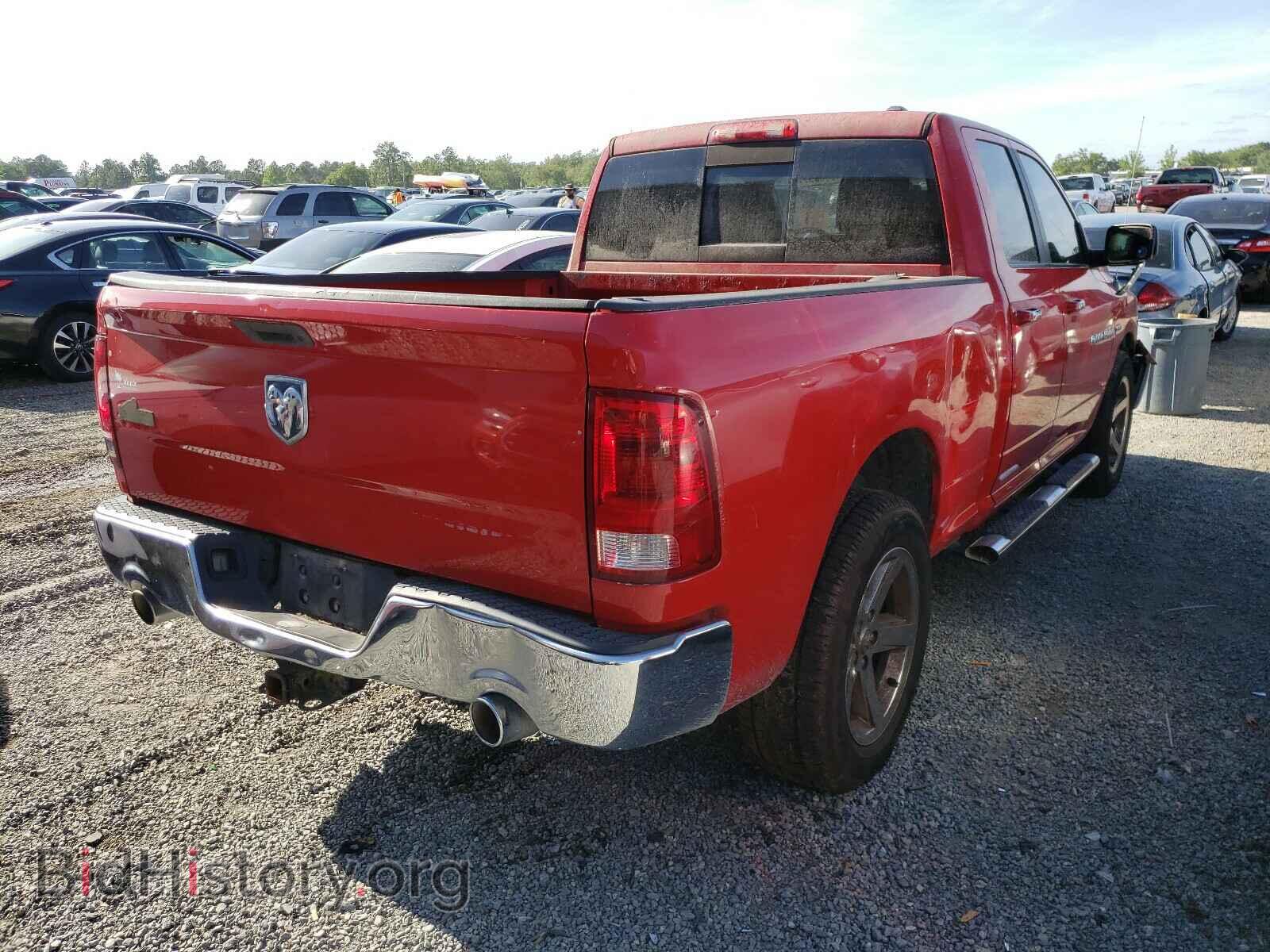 2011 DODGE RAM 1500 - VIN: 1D7RB1GT9BS547143 - Фото 4