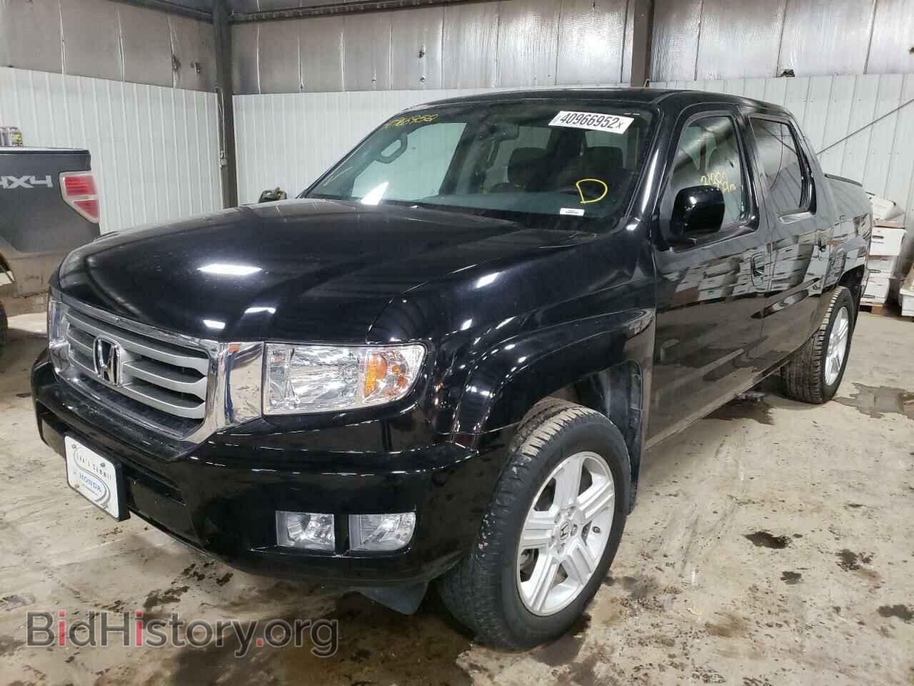 2013 HONDA RIDGELINE - VIN: 5FPYK1F58DB005547 - Фото 2