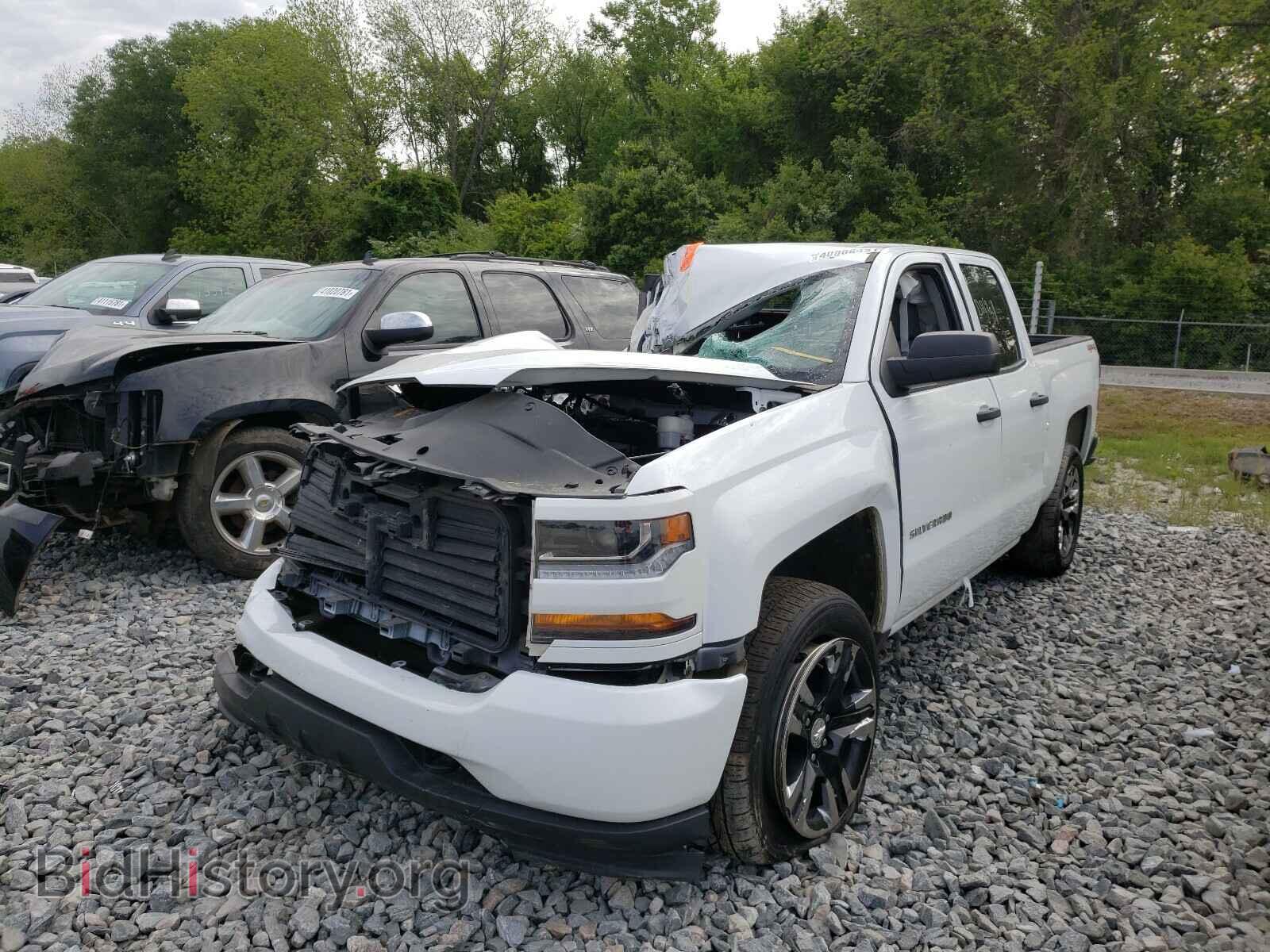 2017 CHEVROLET SILVERADO - VIN: 1GCVKPEC4HZ257746 - Фото 2