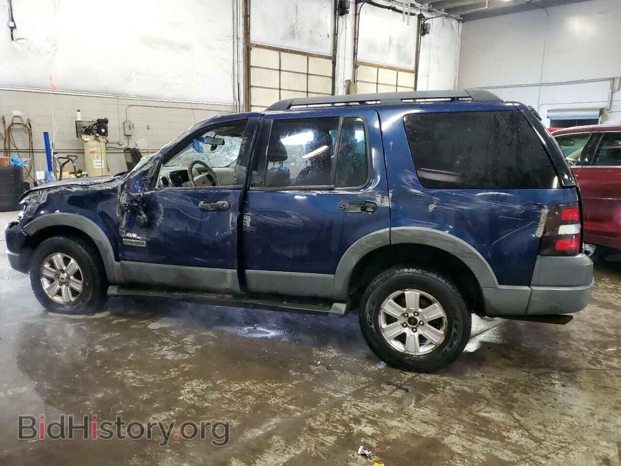 2006 FORD EXPLORER - VIN: 1FMEU73E76UB63557 - Фото 2