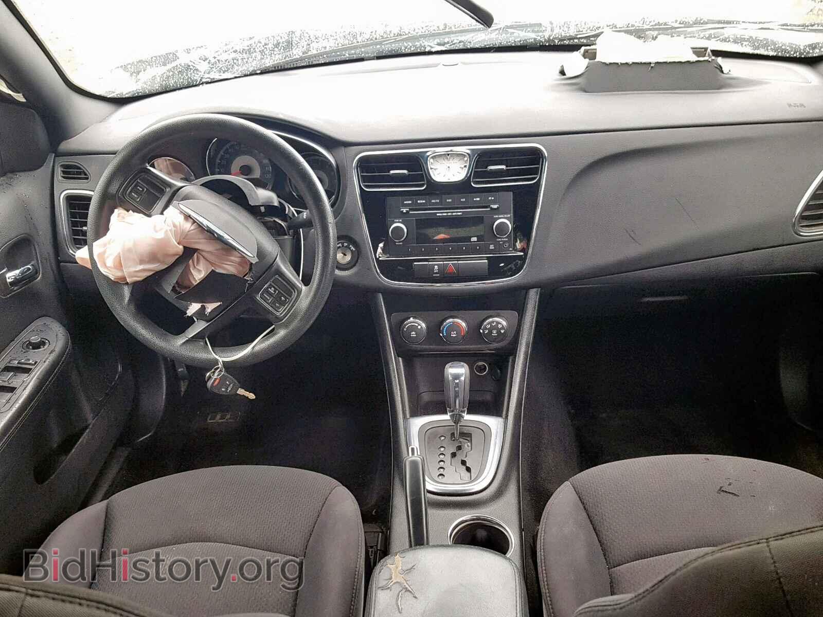 2014 CHRYSLER 200 - VIN: 1C3CCBAB8EN140828 - Фото 9