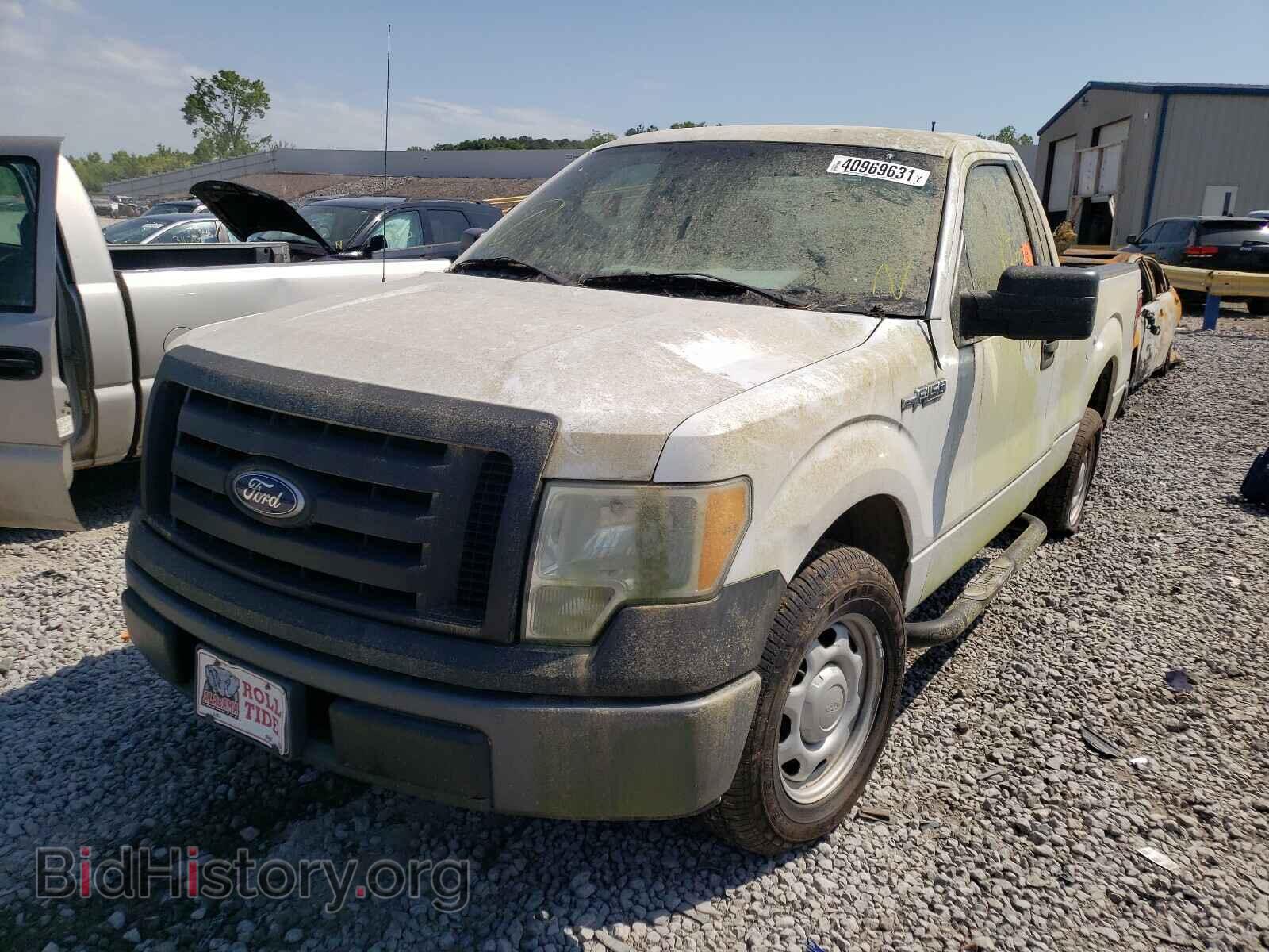 2010 FORD F150 - VIN: 1FTMF1CW0AFD12260 - Фото 2