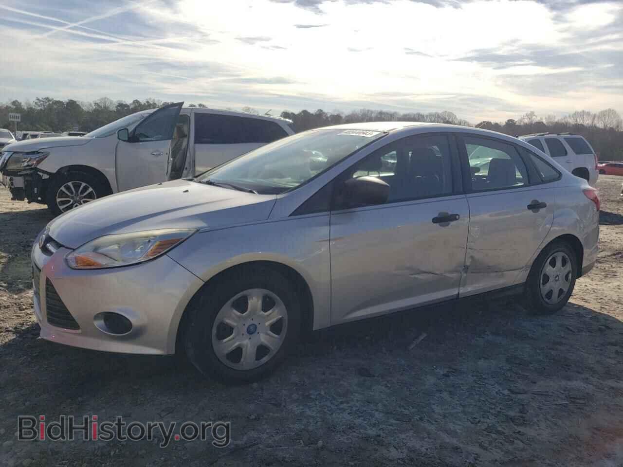 Photo 1FAHP3E27CL270328 - FORD FOCUS 2012
