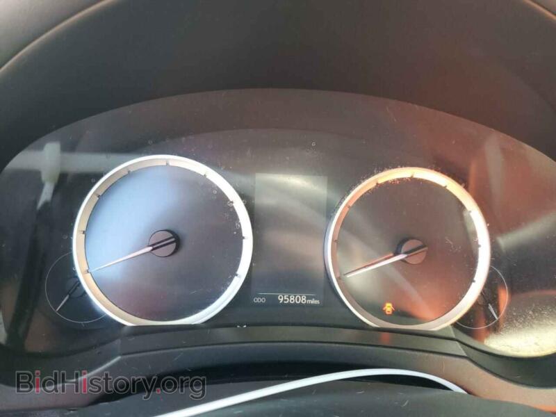 2014 Lexus IS (VIN JTHBF1D28E5007280) — photo 9 of 13