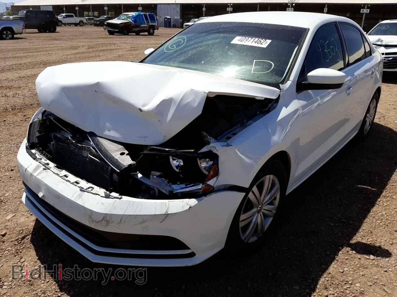 2017 VOLKSWAGEN JETTA - VIN: 3VW2B7AJ2HM396022 - Фото 2