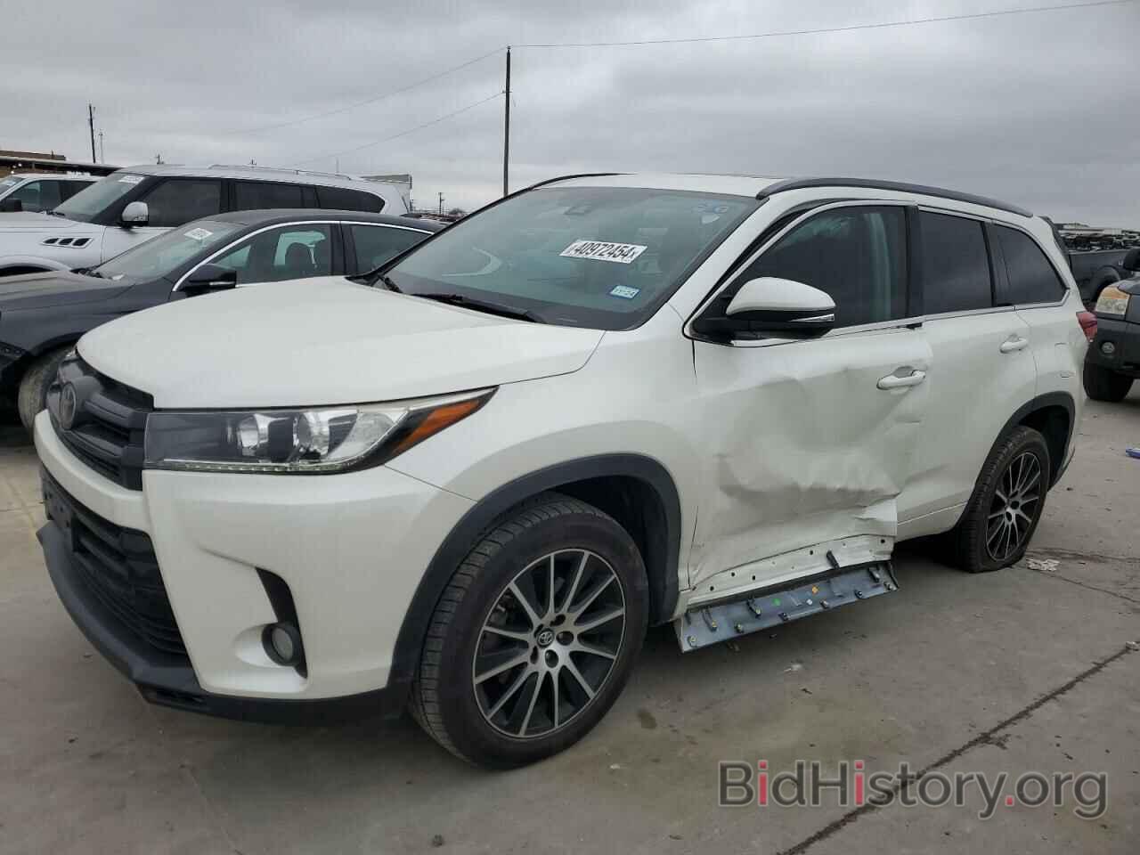 Photo 5TDKZRFH3HS518306 - TOYOTA HIGHLANDER 2017