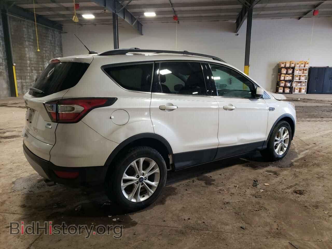 2017 FORD ESCAPE - VIN: 1FMCU0GDXHUB48389 - Фото 3