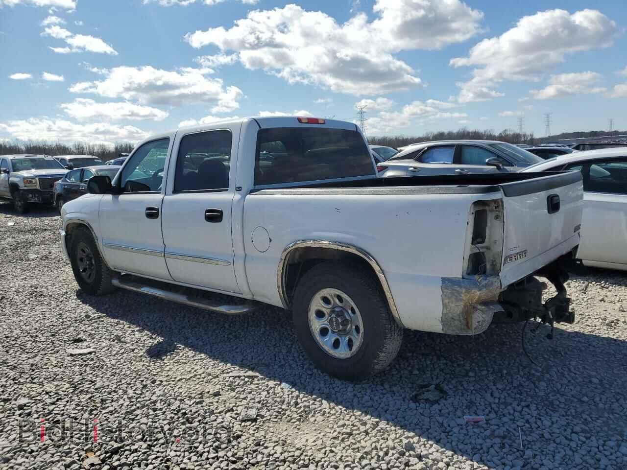 2006 GMC SIERRA - VIN: 2GTEC13T861233520 - Фото 2