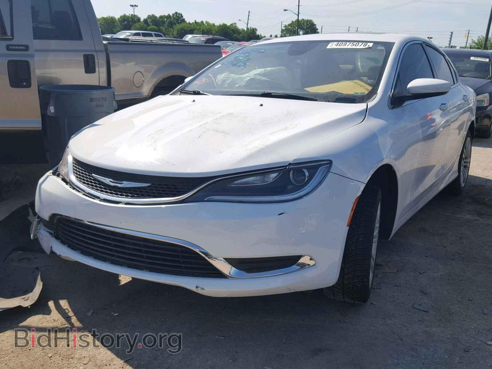 2015 CHRYSLER 200 - VIN: 1C3CCCAB5FN647743 - Photo 2