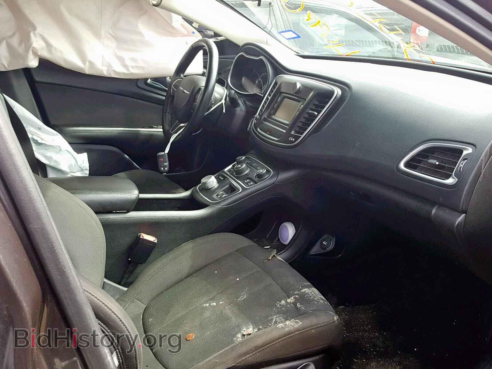 2016 CHRYSLER 200 - VIN: 1C3CCCAB3GN105803 - Photo 5