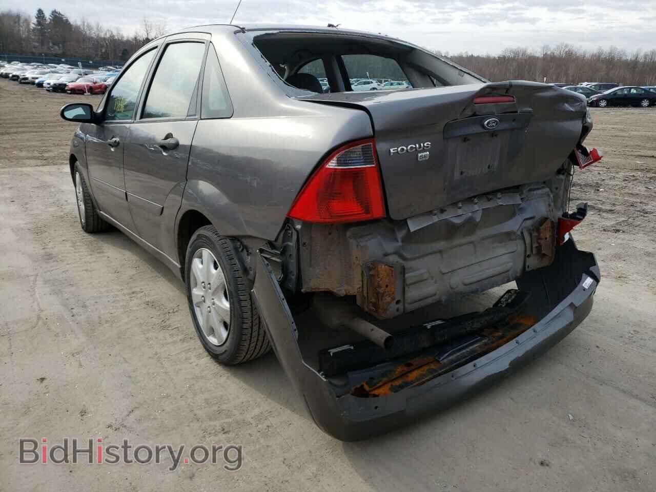 2007 FORD FOCUS - VIN: 1FAHP34N77W271642 - Фото 3