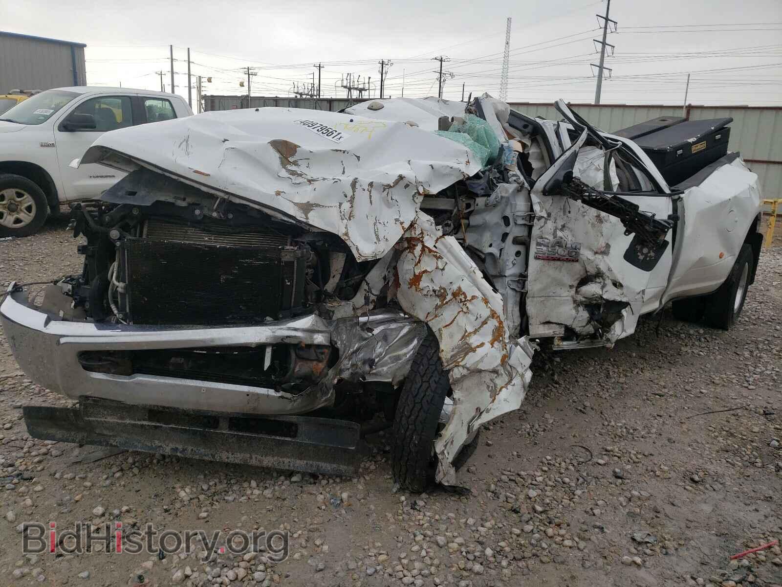 2014 RAM 3500 - VIN: 3C63RRGL4EG176874 - Фото 2