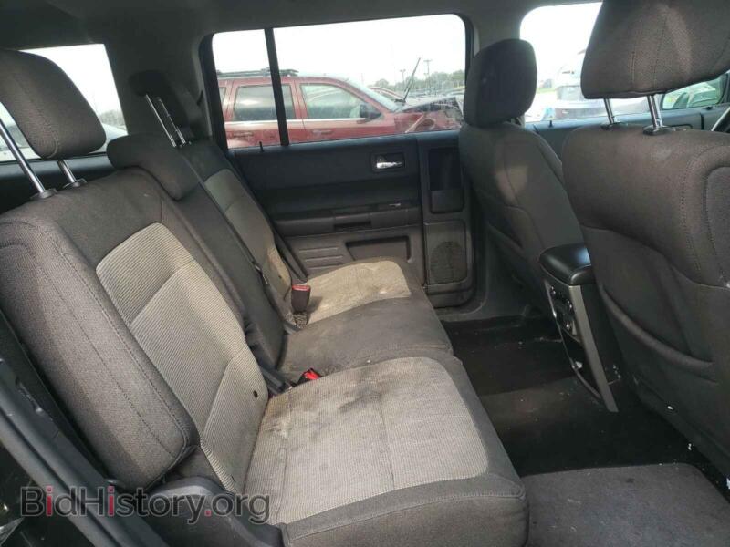 2011 Ford FLEX (VIN 2FMGK5BCXBBD10649) — photo 6 of 10
