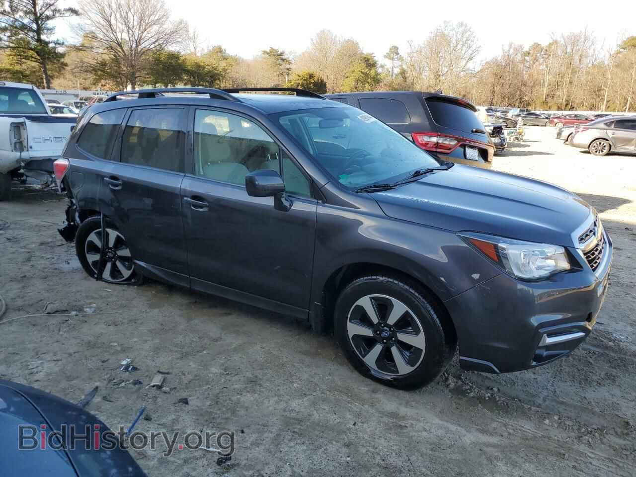 2017 SUBARU FORESTER - VIN: JF2SJAEC7HH413613 - Фото 4