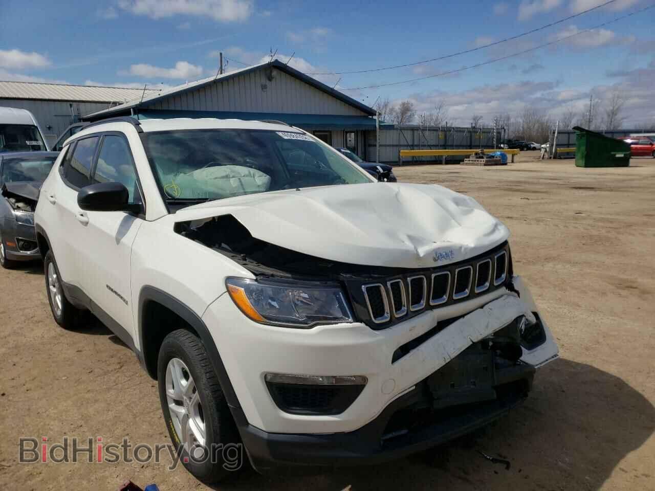 Фотография 3C4NJDAB5JT261865 - JEEP COMPASS 2018