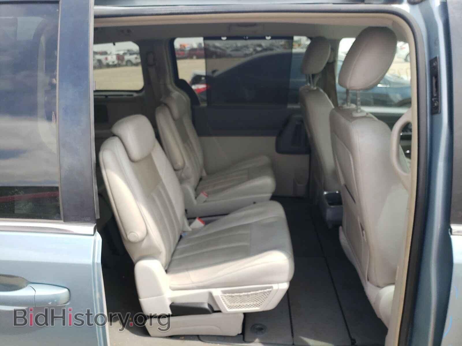 2008 CHRYSLER MINIVAN - VIN: 2A8HR54PX8R768866 - Фото 6