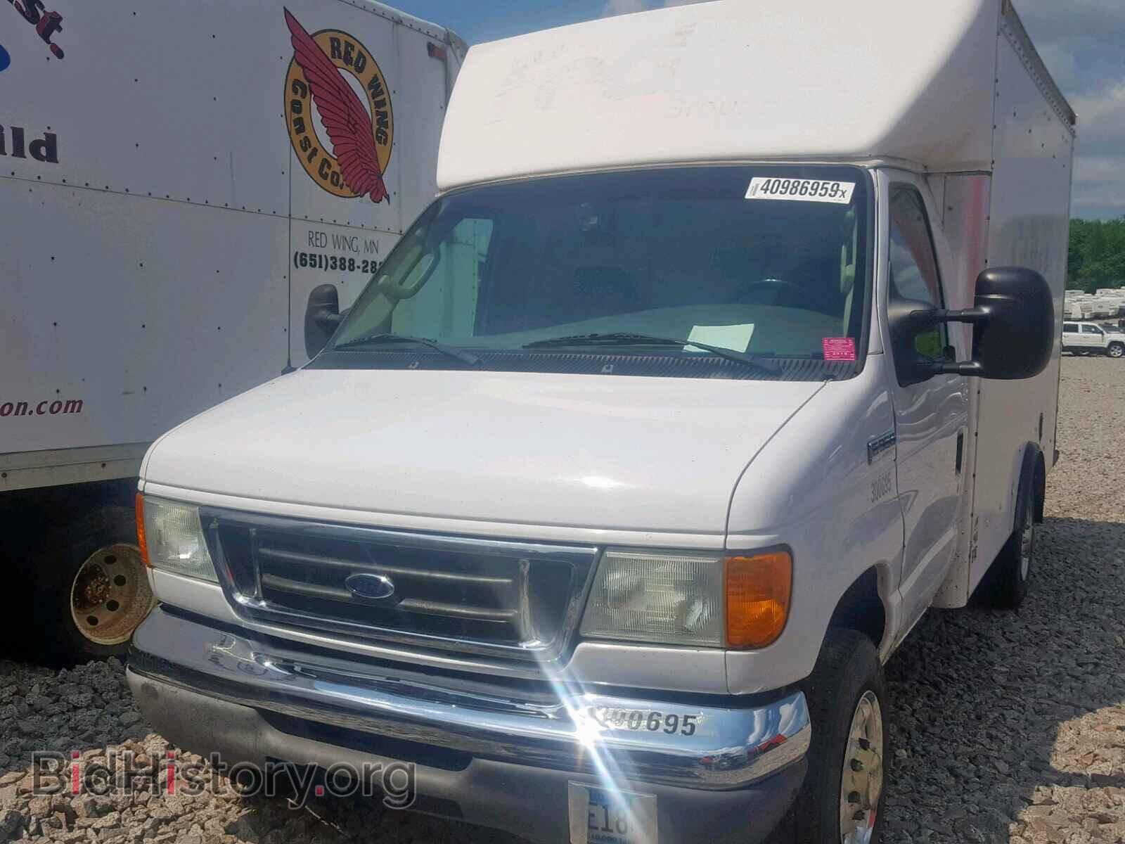 2007 FORD ECONOLINE - VIN: 1FDSE35L47DA78584 - Photo 2